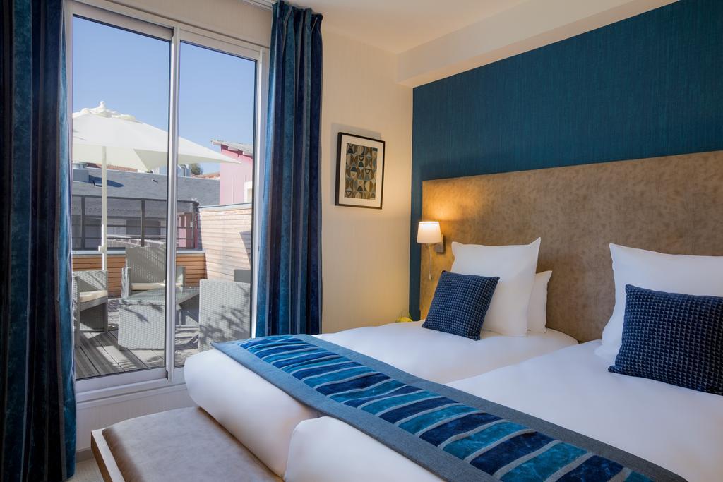 Hotel Le Rive Droite & Spa Lourdes Bagian luar foto