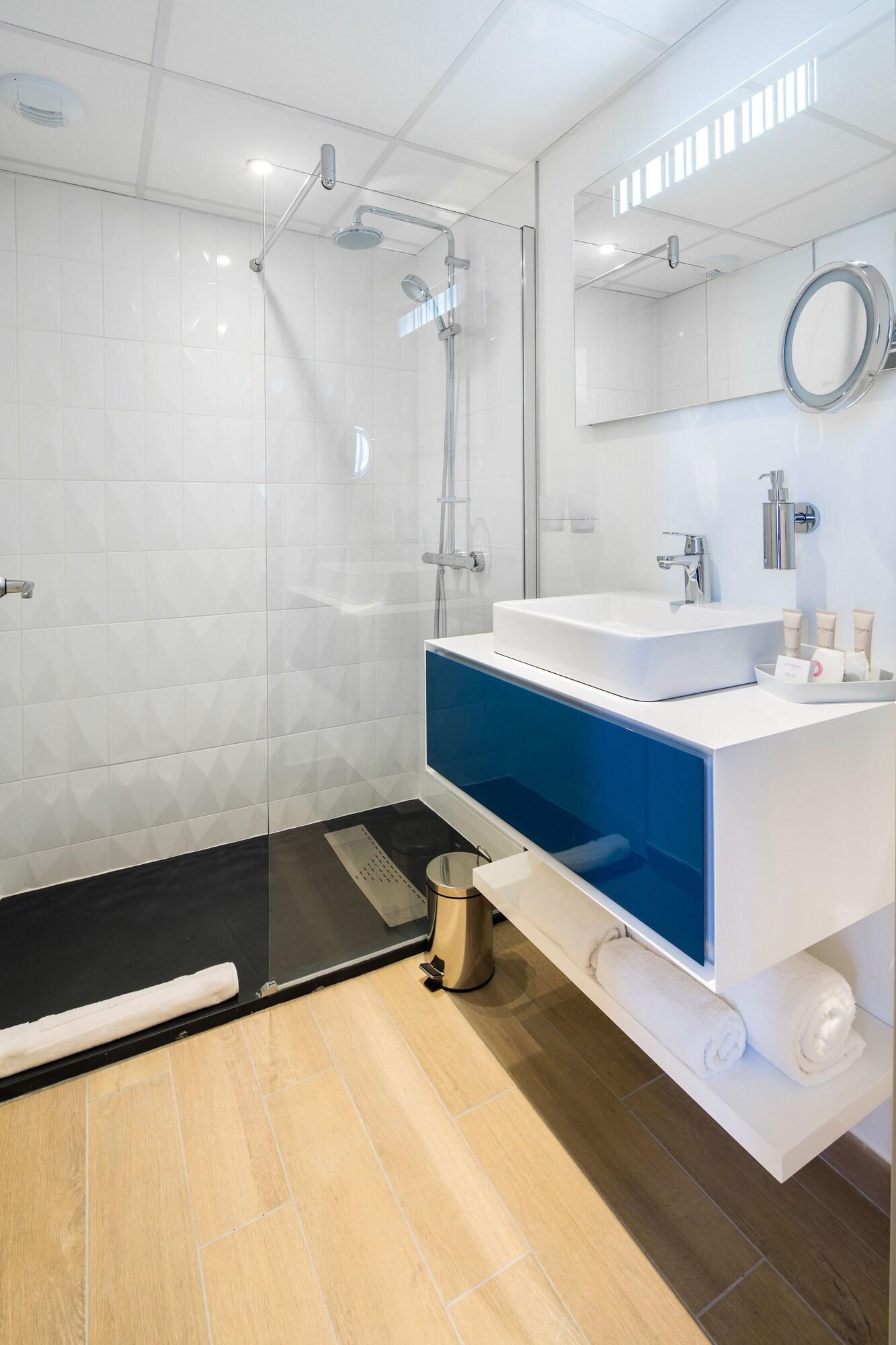 Hotel Le Rive Droite & Spa Lourdes Bagian luar foto