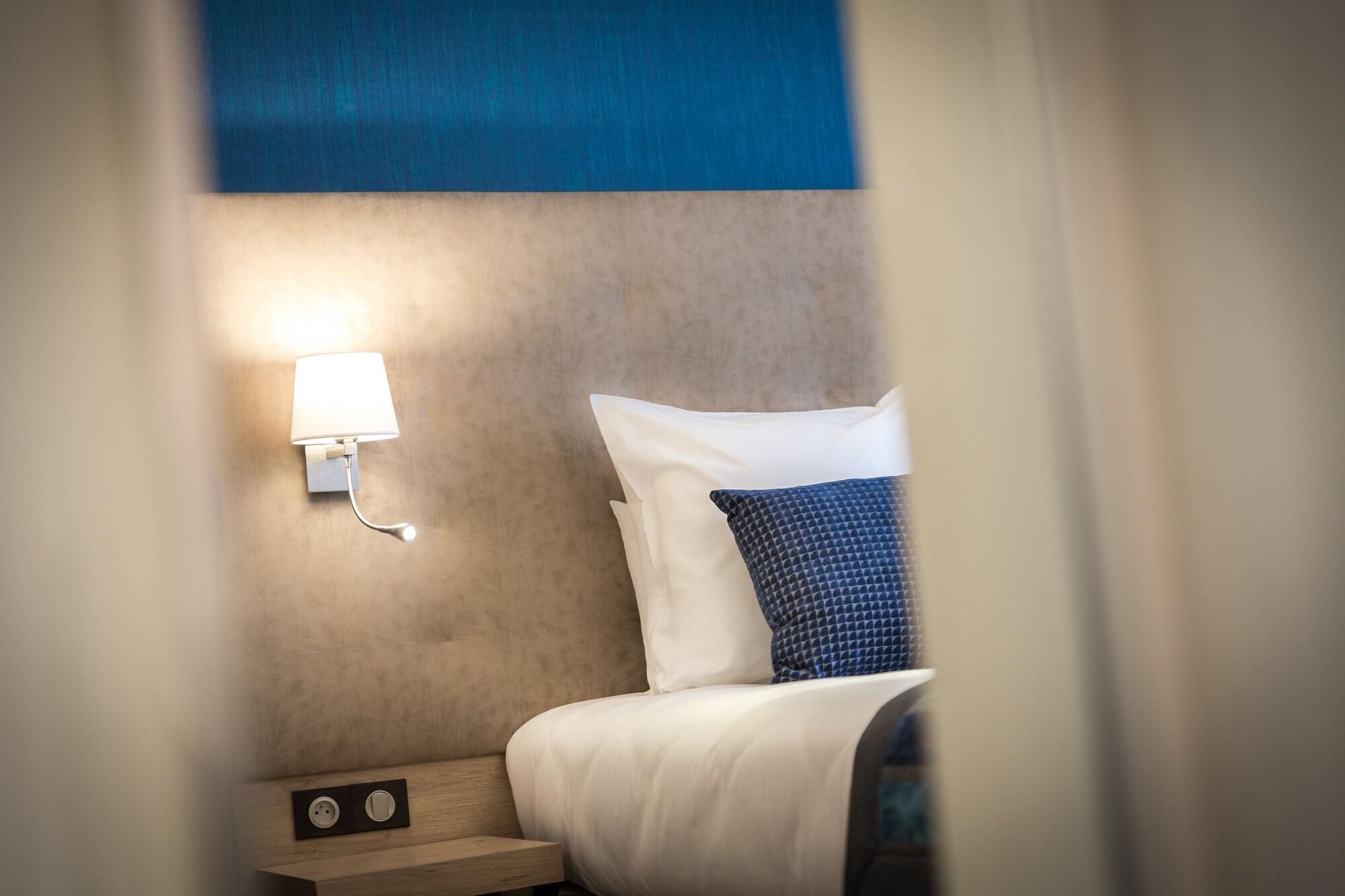 Hotel Le Rive Droite & Spa Lourdes Bagian luar foto