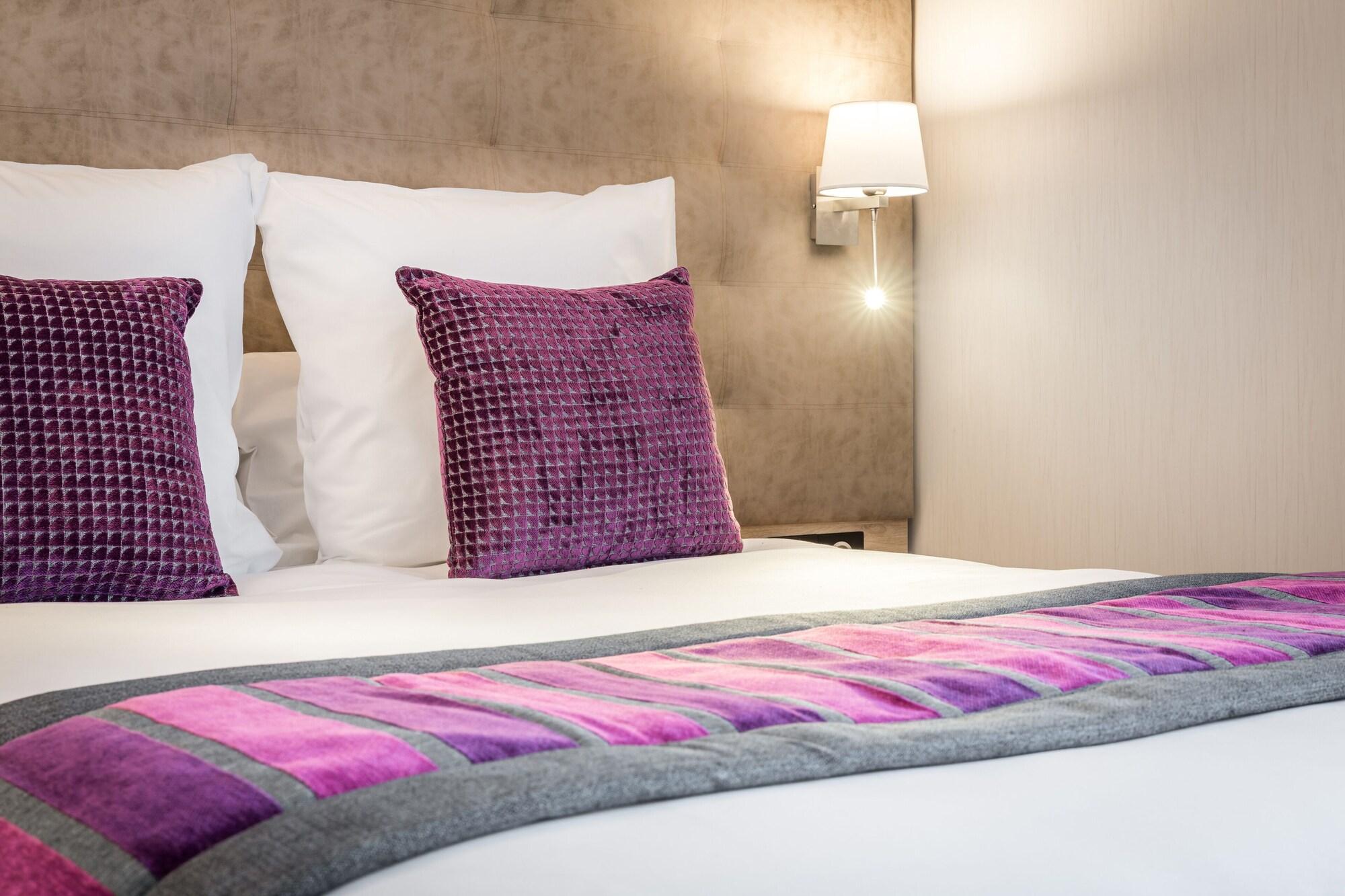 Hotel Le Rive Droite & Spa Lourdes Bagian luar foto