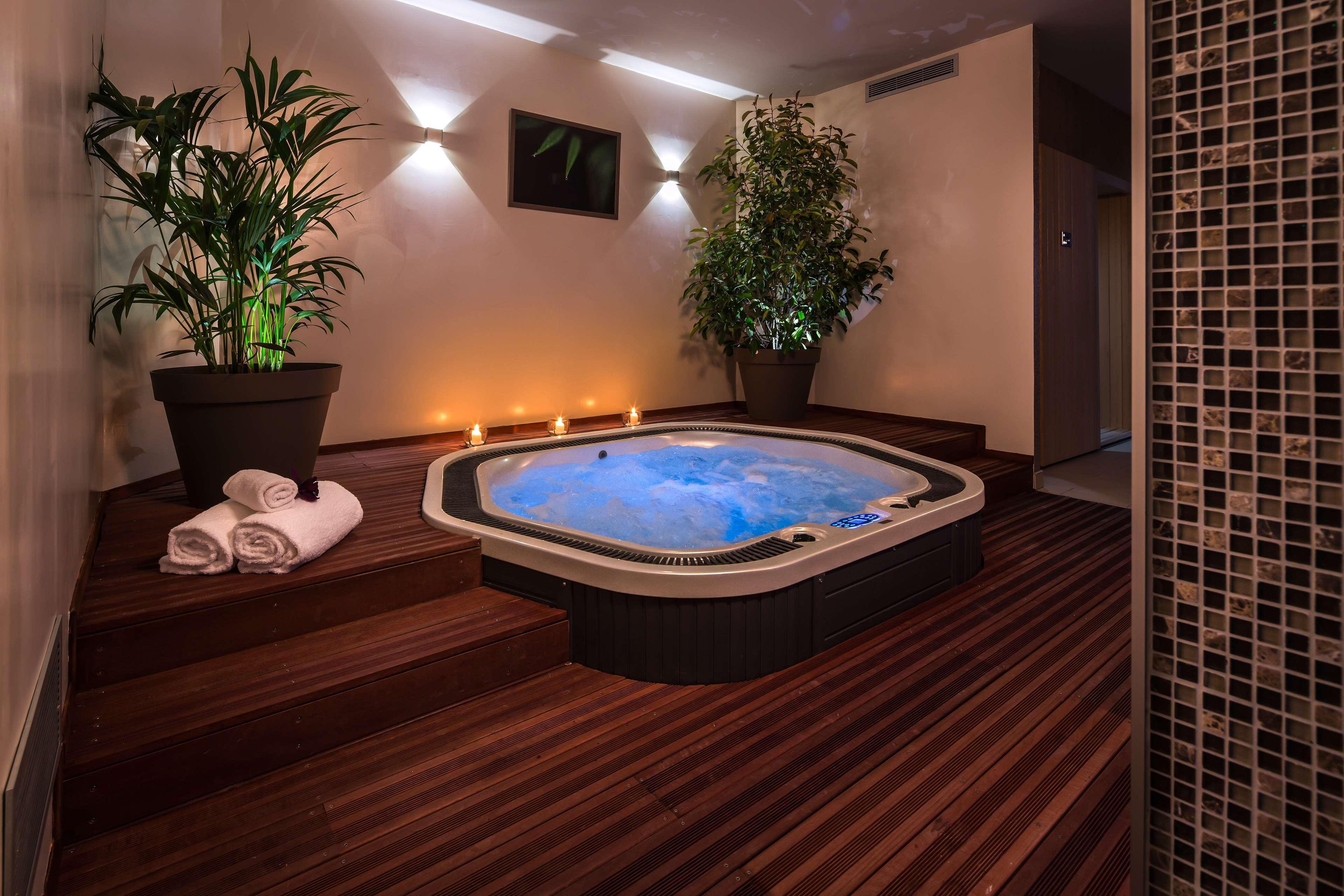 Hotel Le Rive Droite & Spa Lourdes Bagian luar foto
