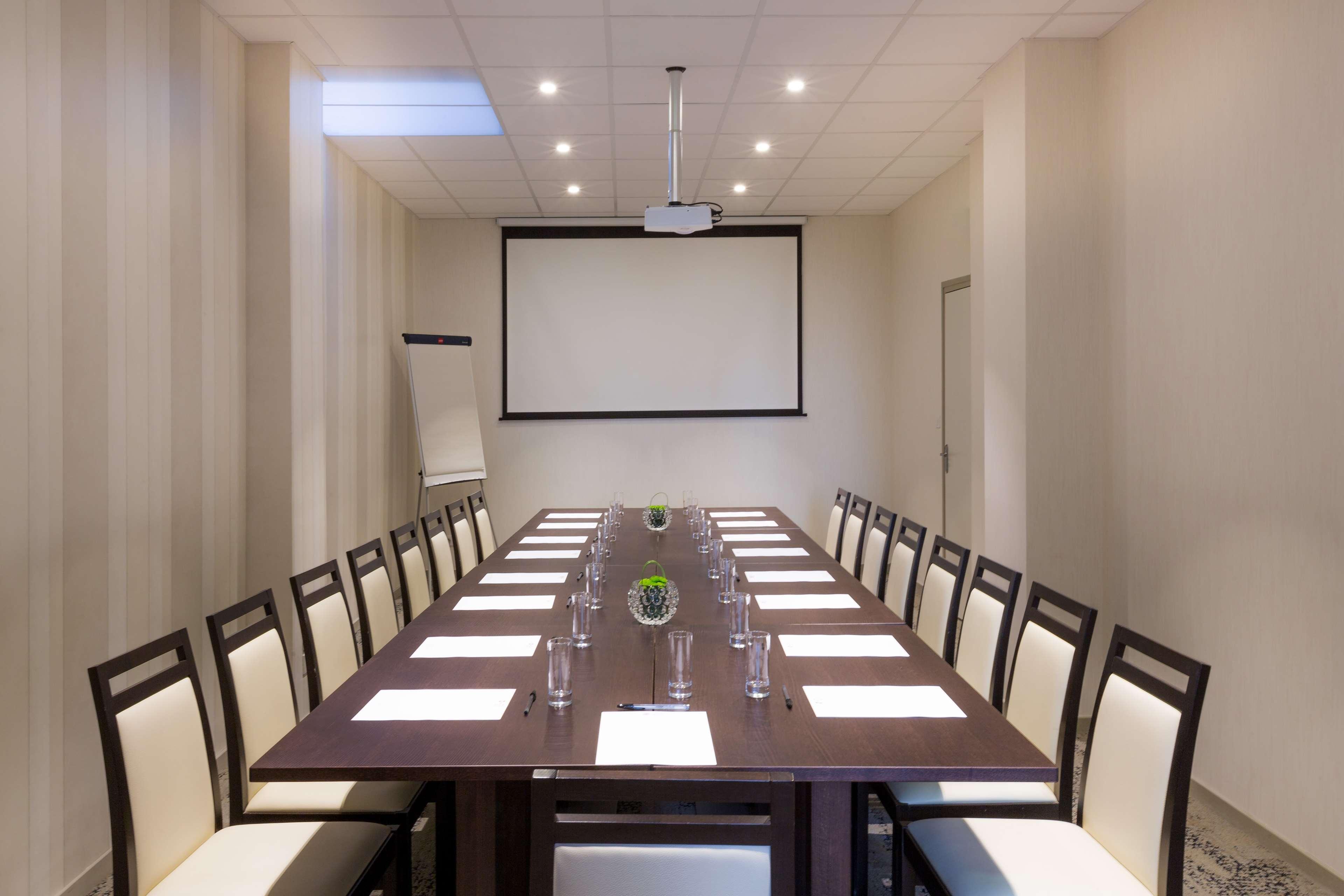 Hotel Le Rive Droite & Spa Lourdes Bagian luar foto